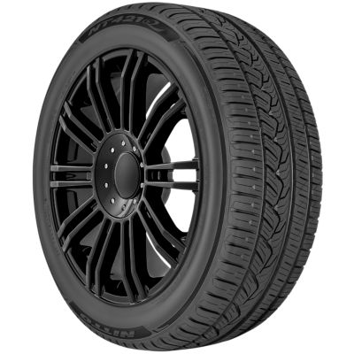 Nitto NT421Q | 255/45R20 105W XL | Big O Tires