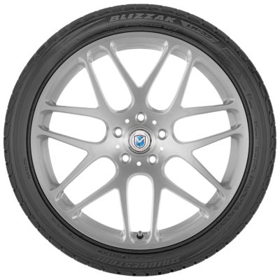 BRIDGESTONE Blizzak LM32 View 3